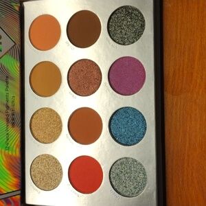 Pur Makeup festival 2.0 pressed pigment palette New in box